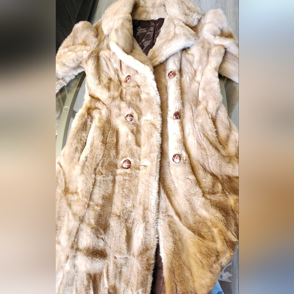 VINTAGE Tissavel Fur Coat | Tissavel of France
